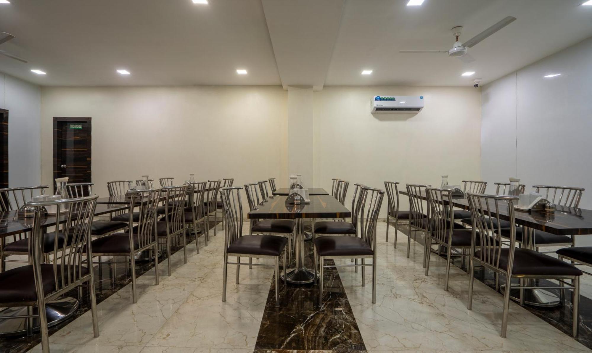 Hotel Treebo Zaid International Powai Bombaj Zewnętrze zdjęcie